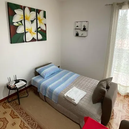 Water Lily Apartment *